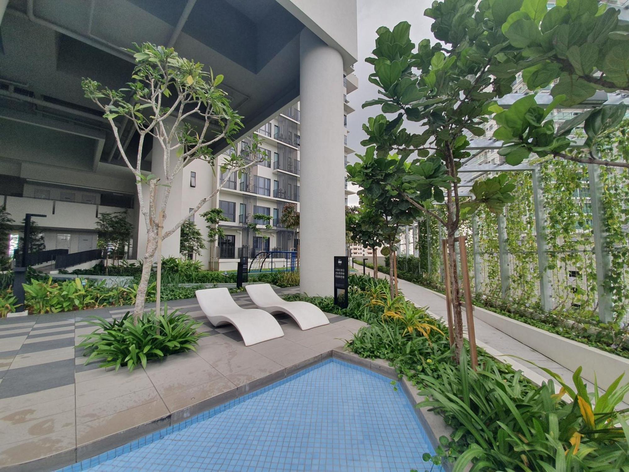 Highpark Suites At Petaling Jaya, Kelana Jaya By Plush Ngoại thất bức ảnh