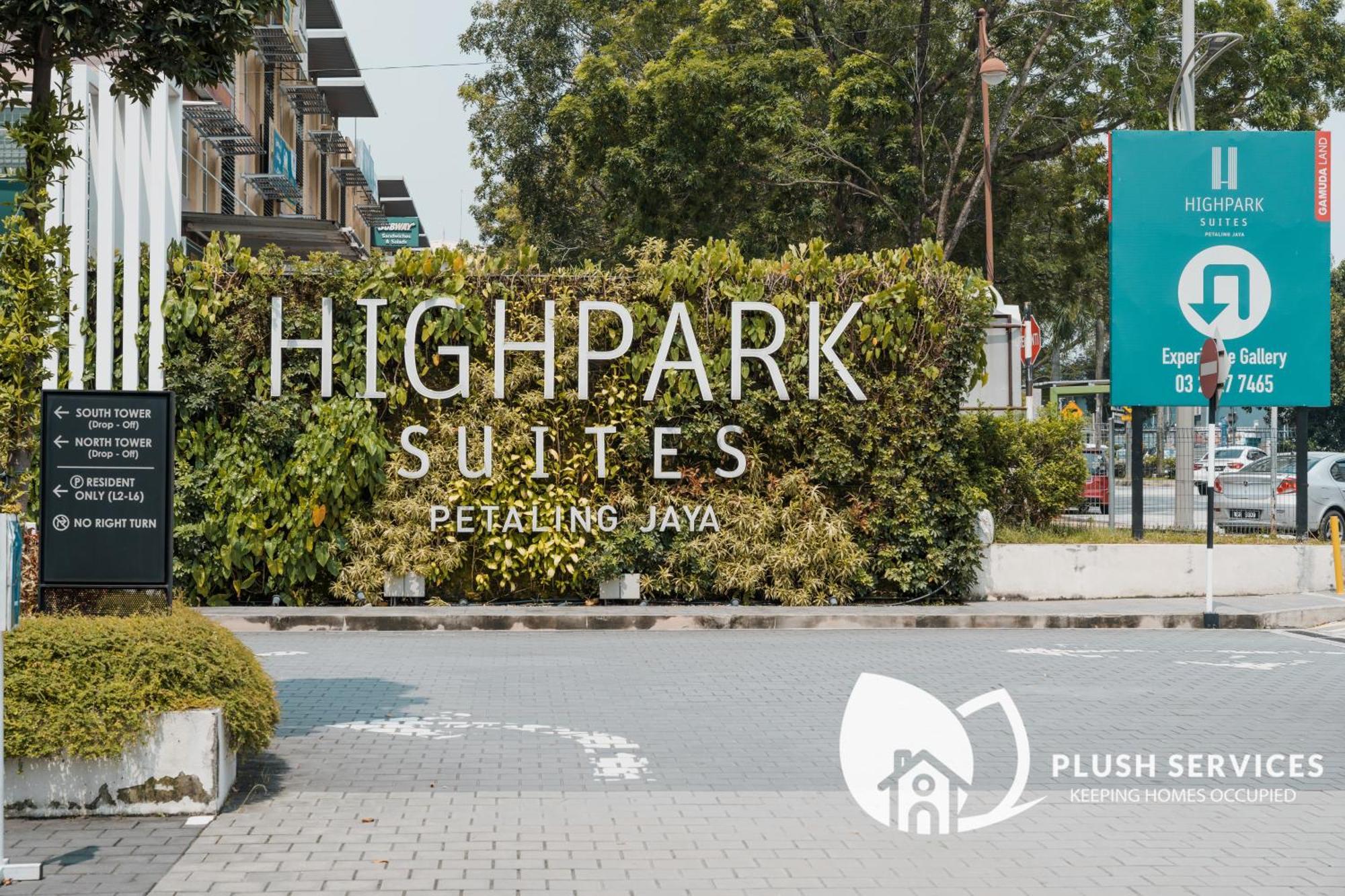 Highpark Suites At Petaling Jaya, Kelana Jaya By Plush Ngoại thất bức ảnh